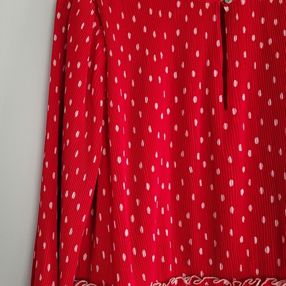 J.Crew Red and White Polka Dot Pinch Pleat Flowing Blouse Size Medium - Picture 3 of 5